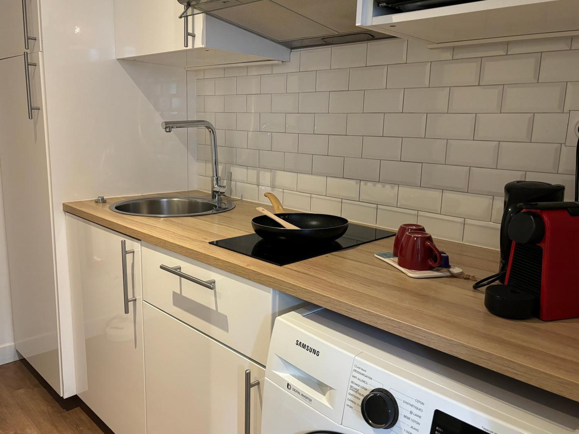 Clichy Studio Getaway - C70 Paris Bagian luar foto